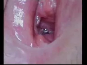 Teen ქერა ტიტველი მო ...