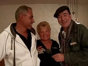გაჭირვებულ წყვილს ახ ...